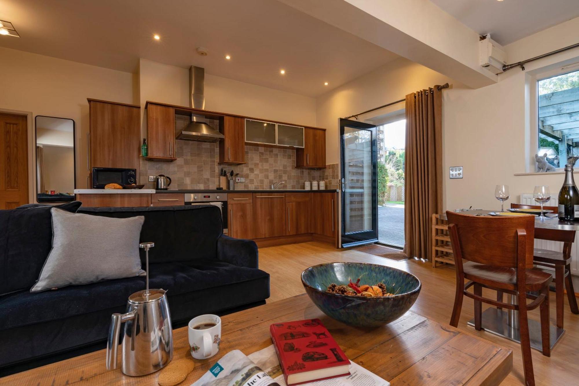 Lodge House - Windermere - Private Garden Екстериор снимка